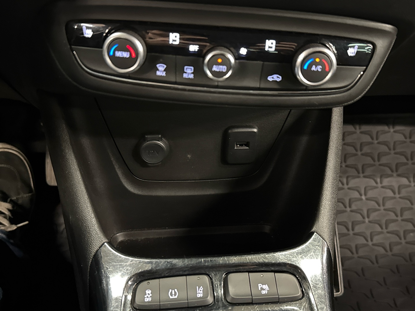 OPEL Crossland X 2018