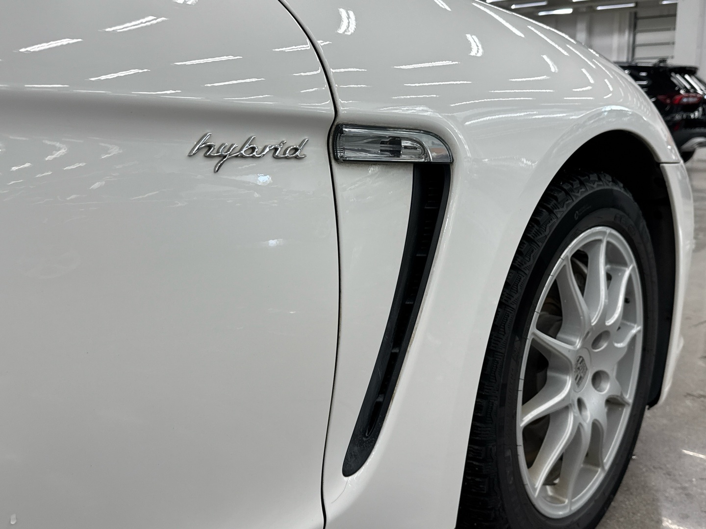 PORSCHE Panamera 2012