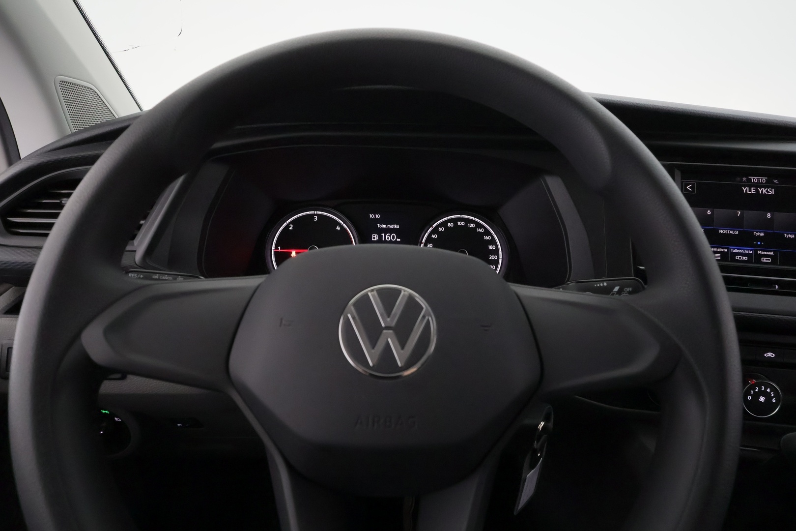 VOLKSWAGEN Transporter 2023