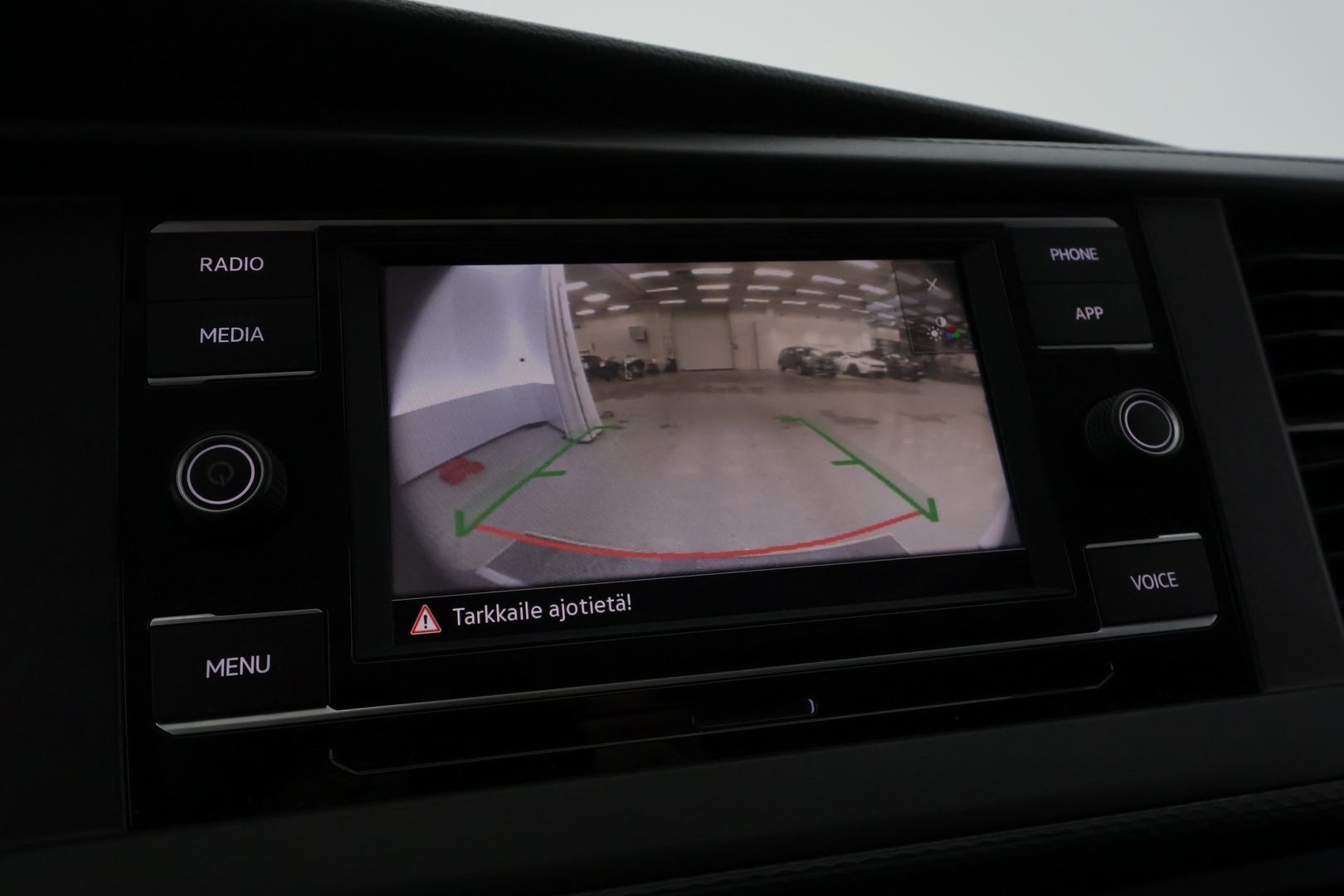 VOLKSWAGEN Transporter 2023