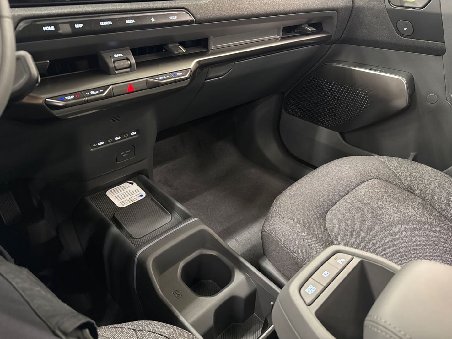 KIA EV2 26