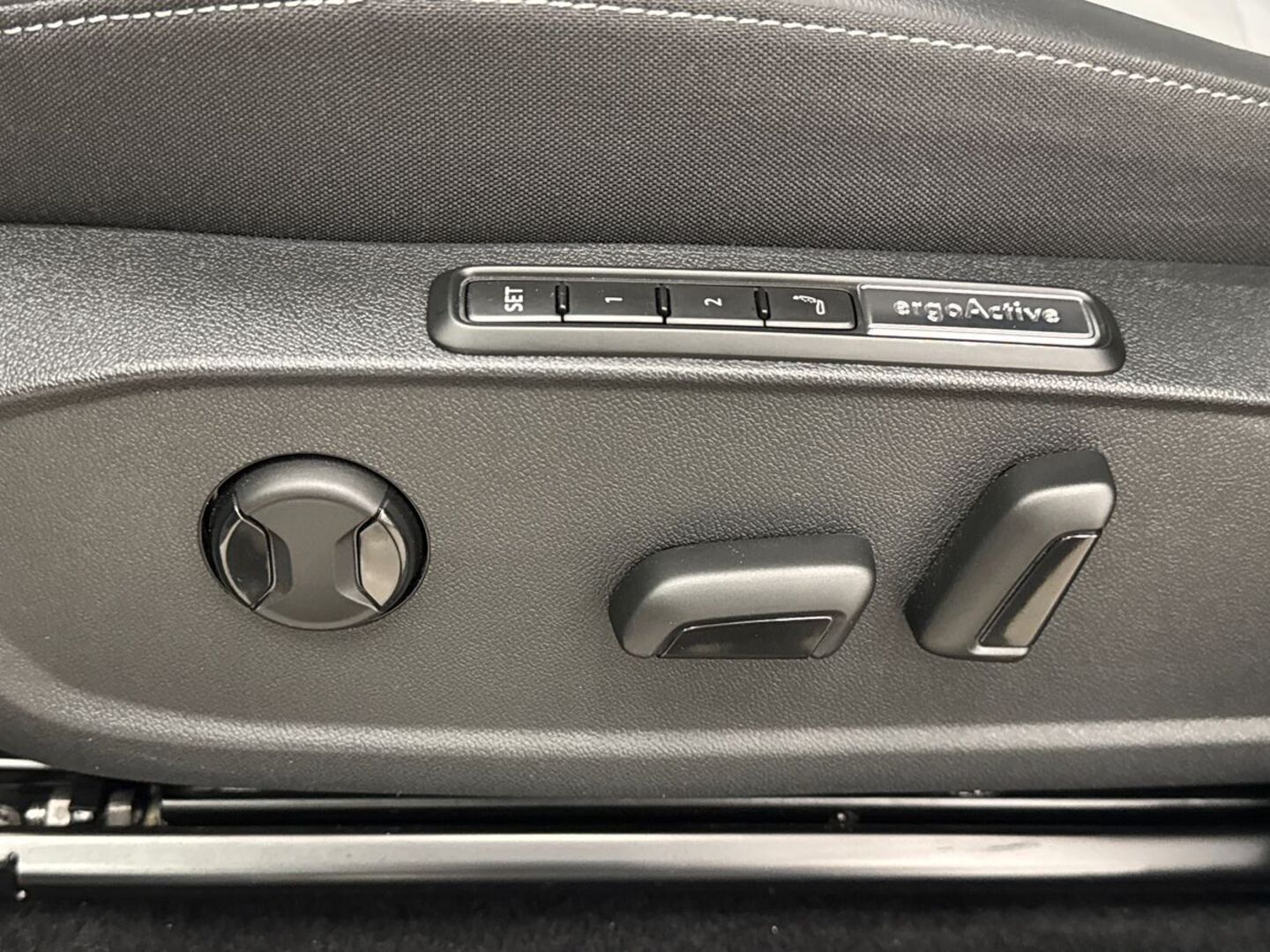 VOLKSWAGEN ID.3 2024
