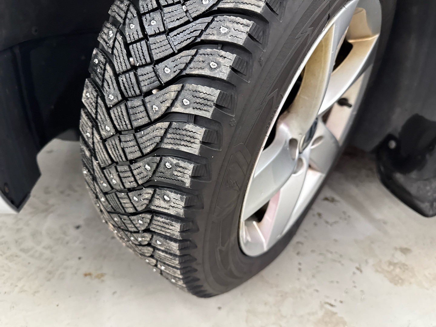 VOLKSWAGEN Passat 2012