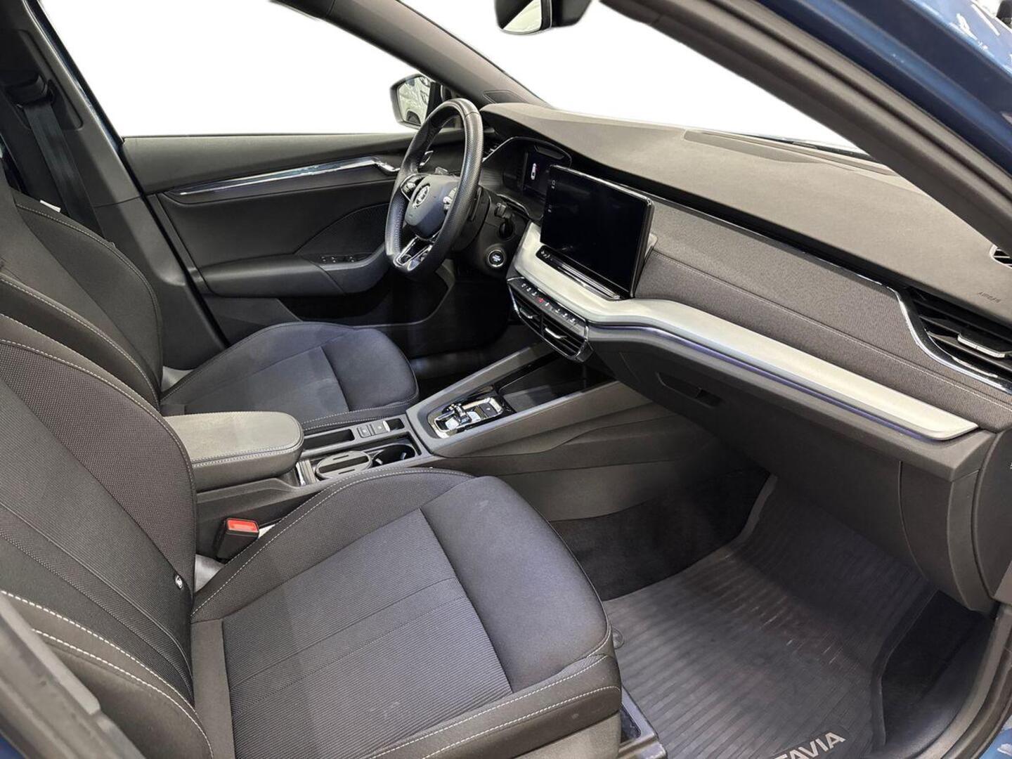 SKODA Octavia 9