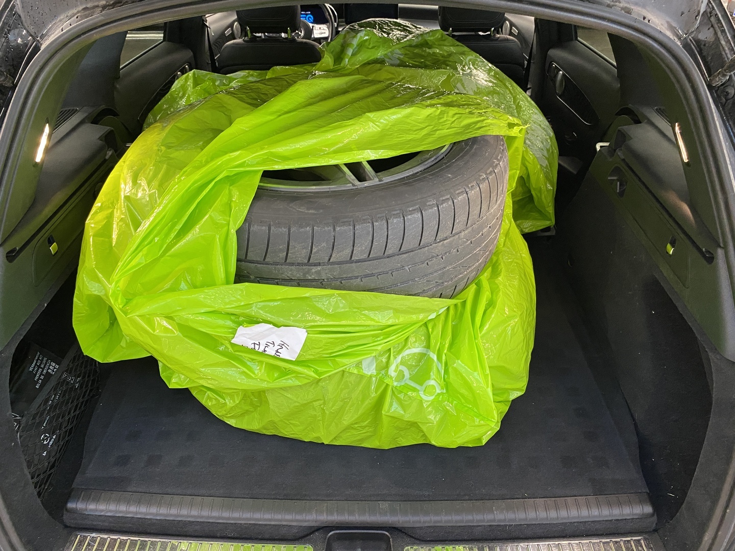 MERCEDES-BENZ GLC 2021