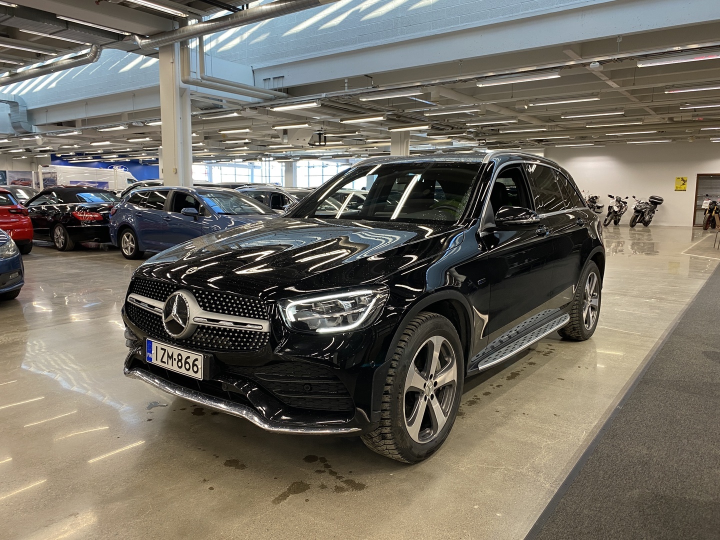 MERCEDES-BENZ GLC 2021