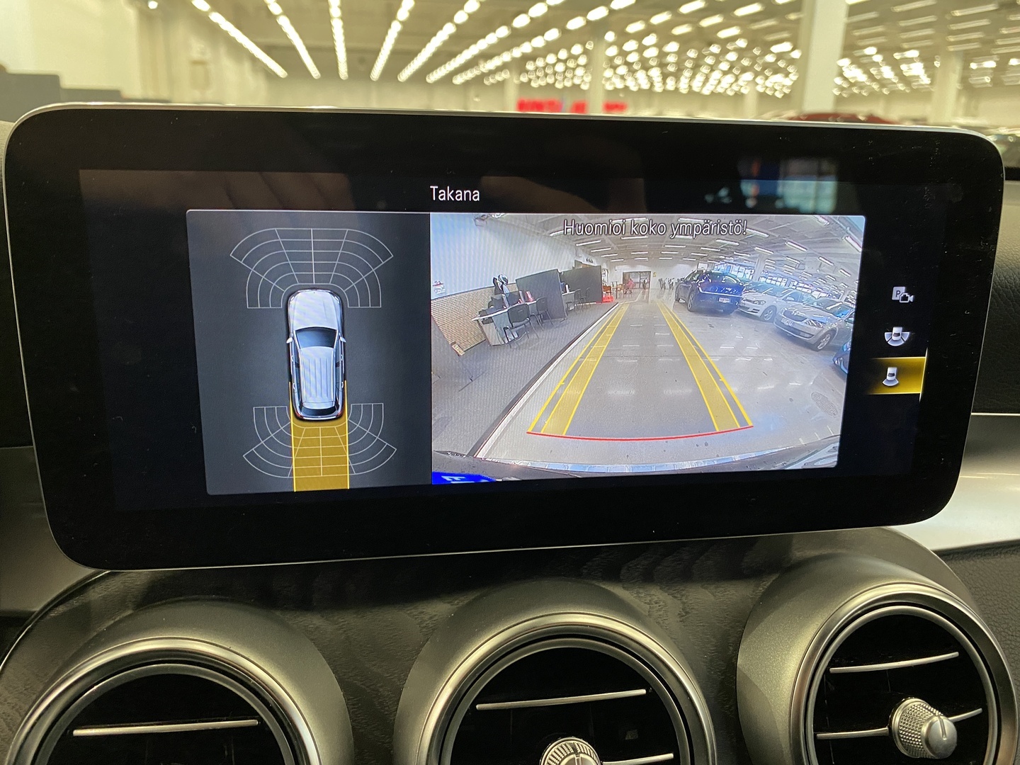 MERCEDES-BENZ GLC 2021