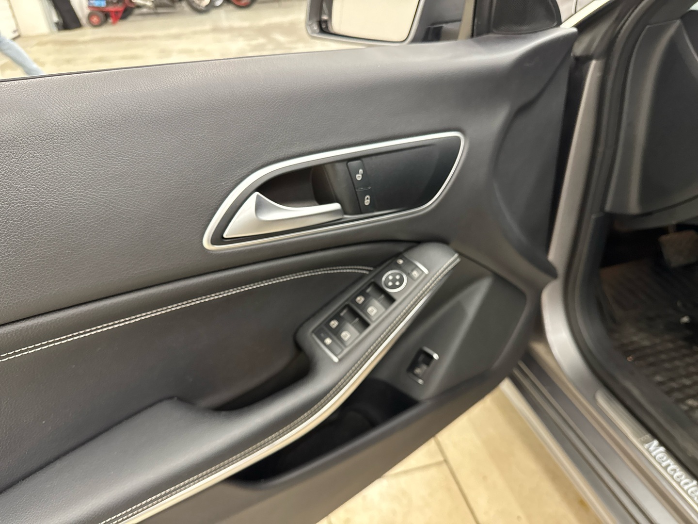 MERCEDES-BENZ CLA 2017