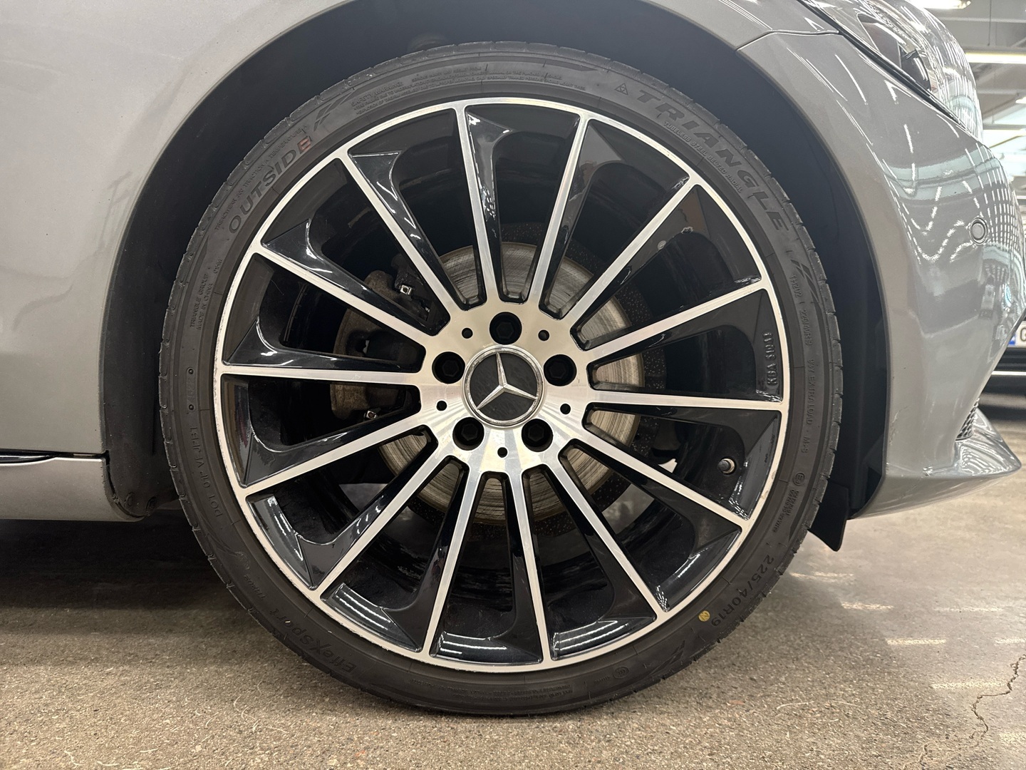 MERCEDES-BENZ C 2015