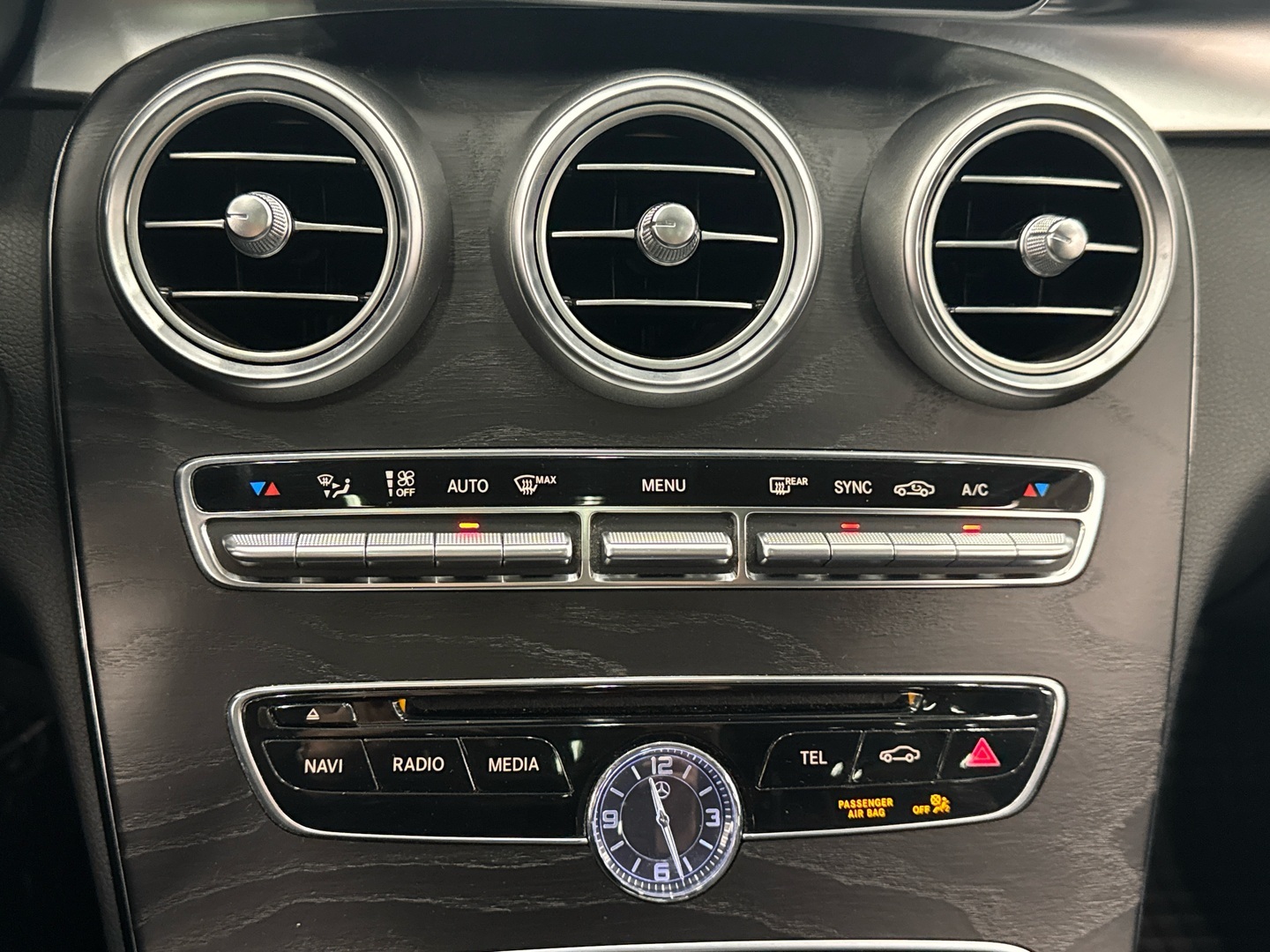 MERCEDES-BENZ C 2015