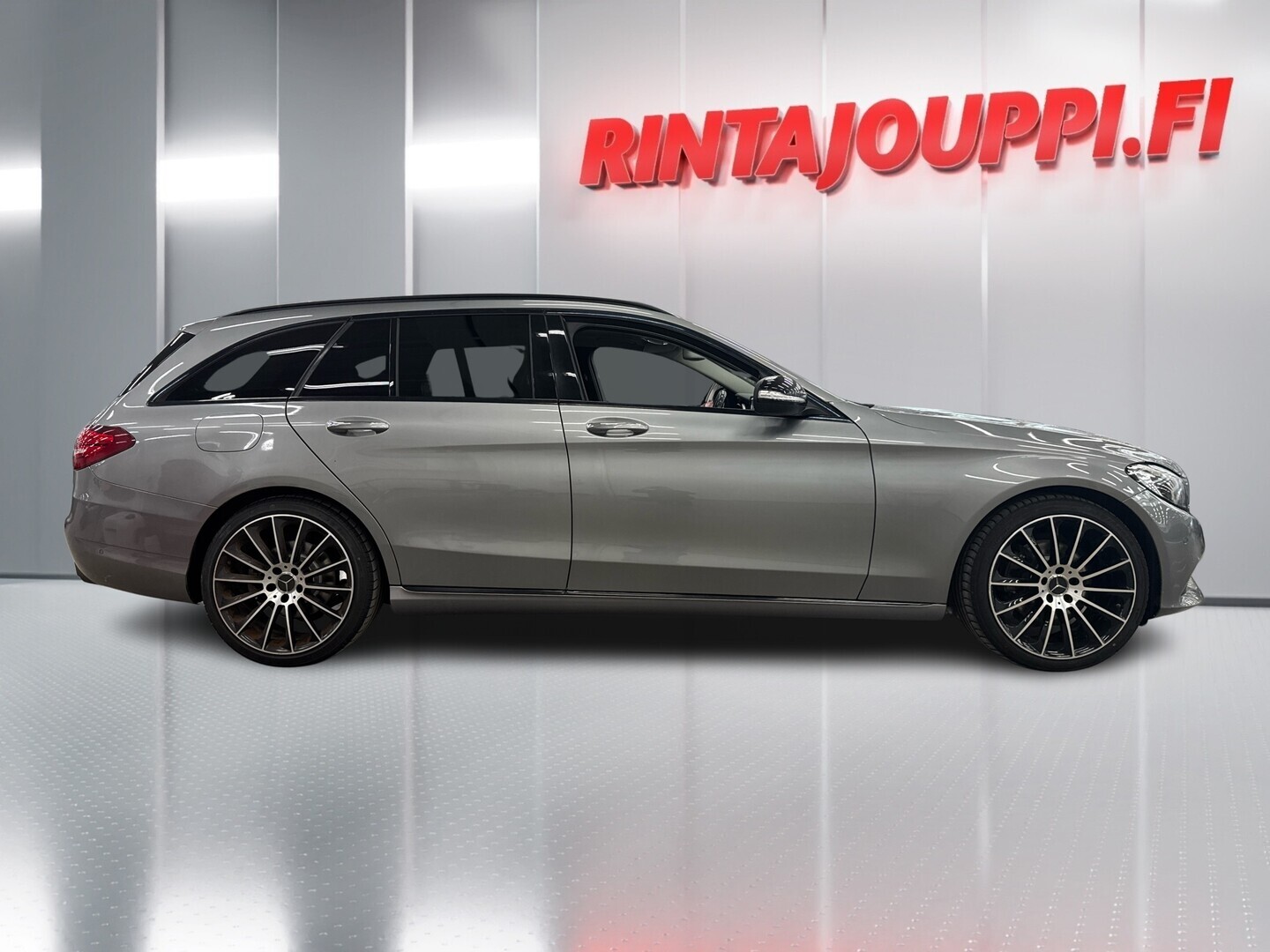 MERCEDES-BENZ C 2015