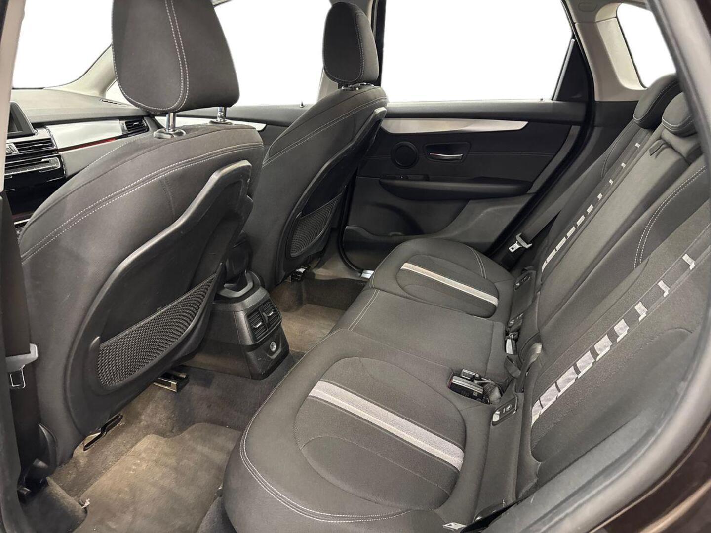 BMW 220 2016