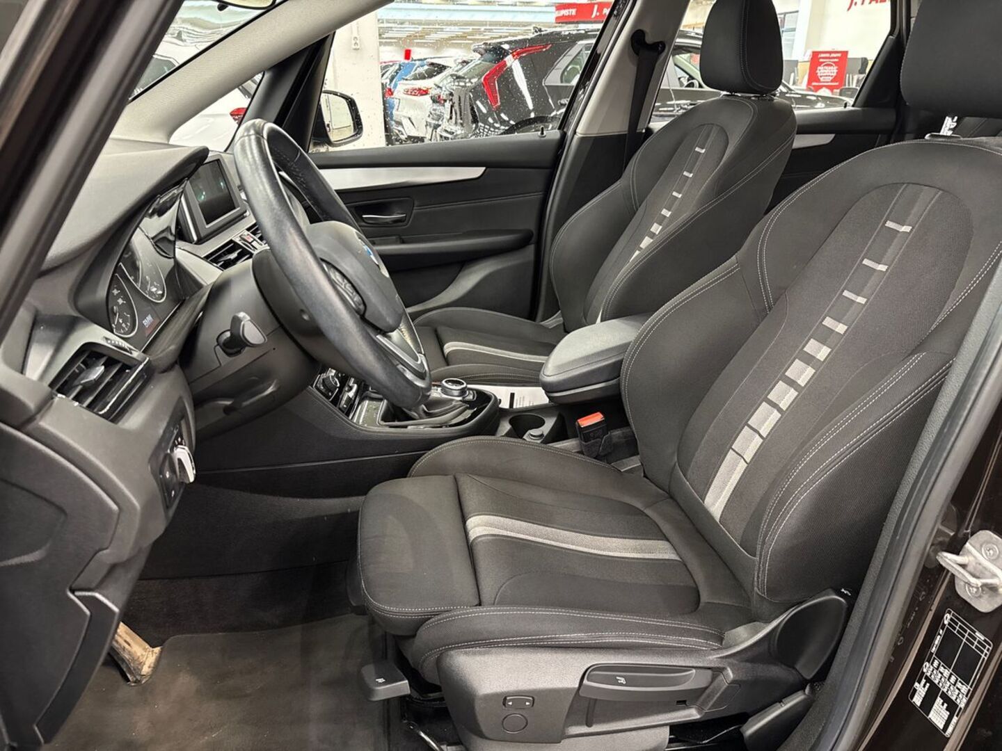 BMW 220 2016