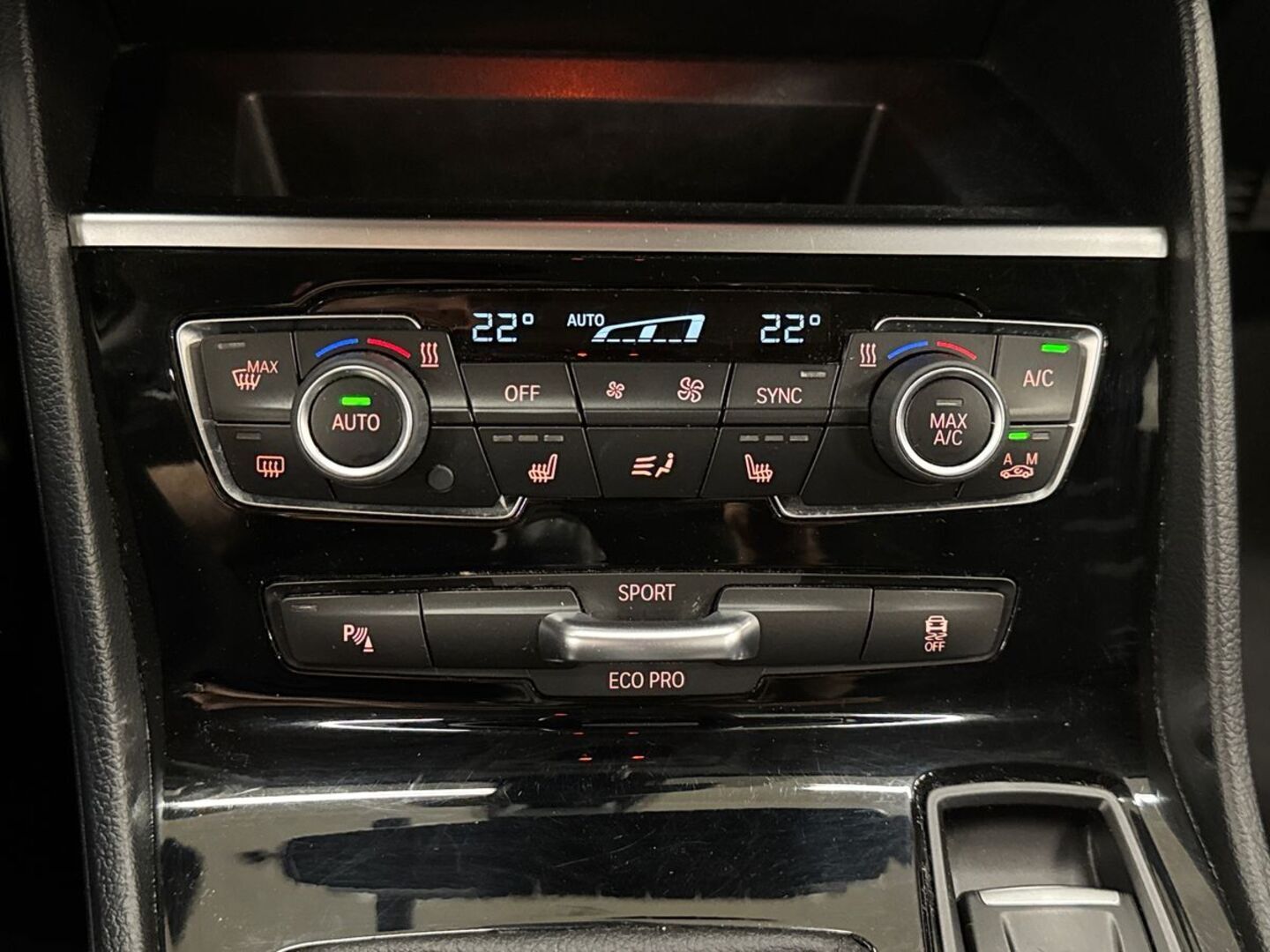 BMW 220 2016