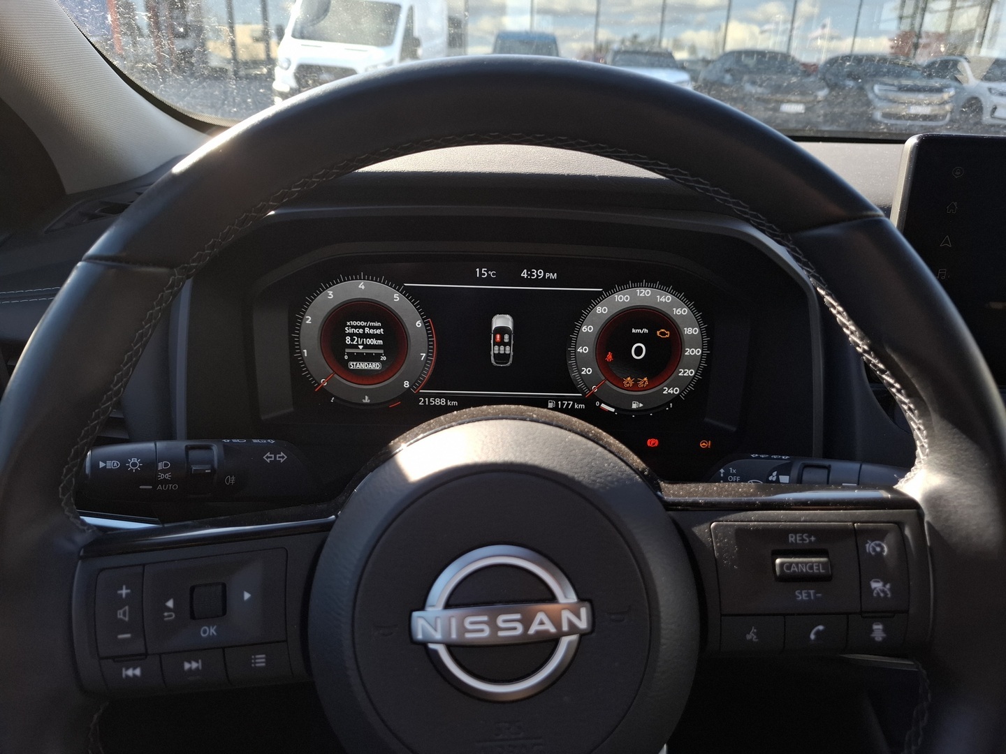 NISSAN Qashqai 2023