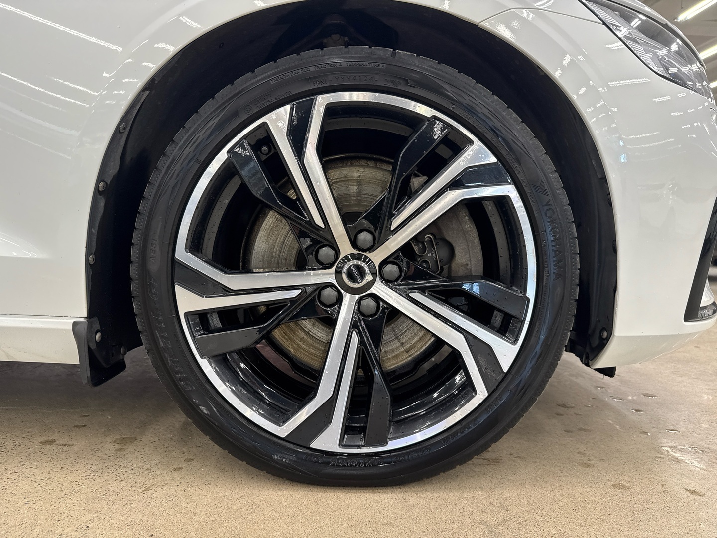 VOLVO S60 2023