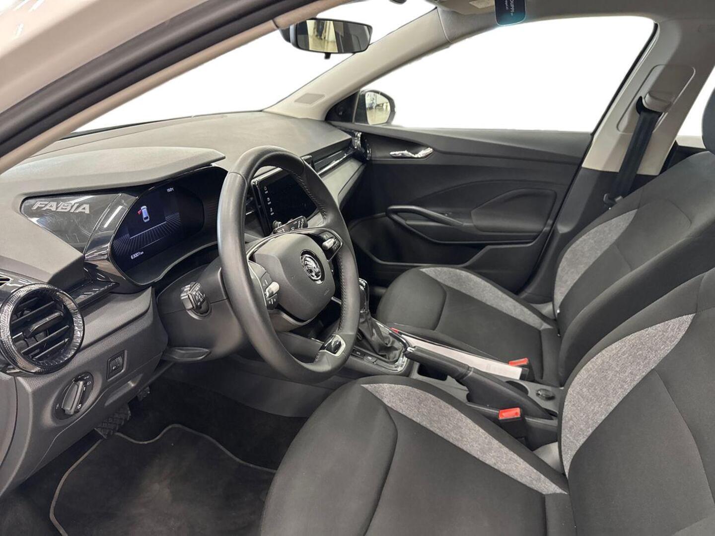 SKODA Fabia 2024