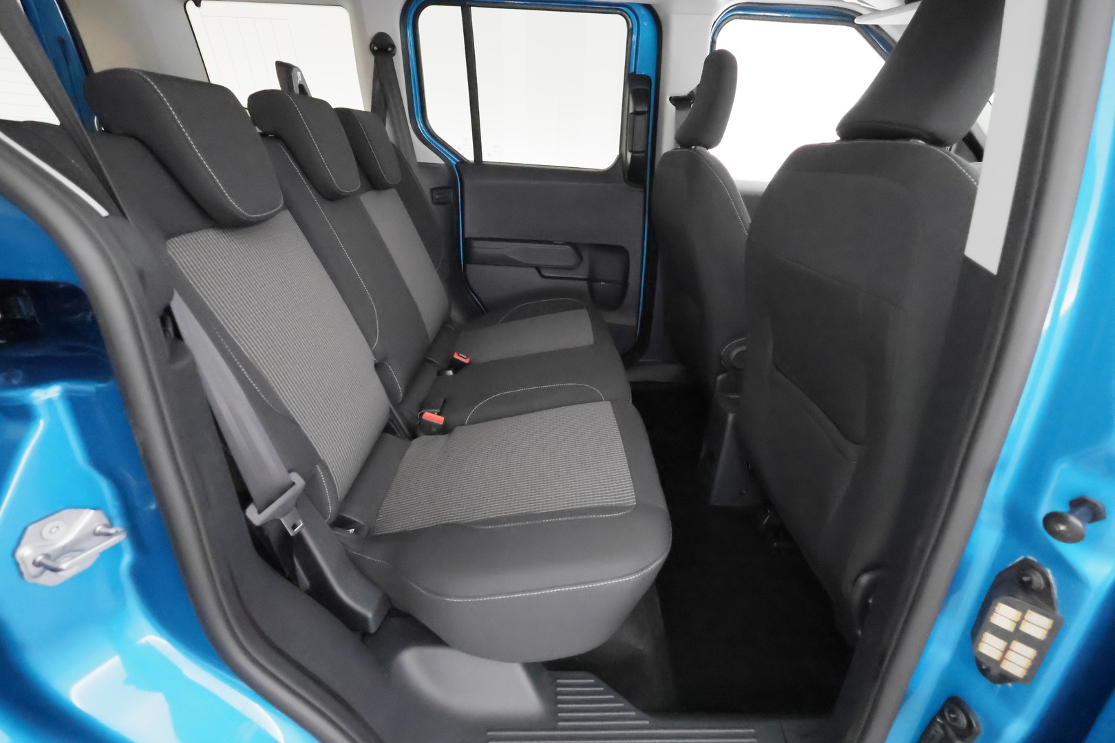 FORD Tourneo Courier 2025