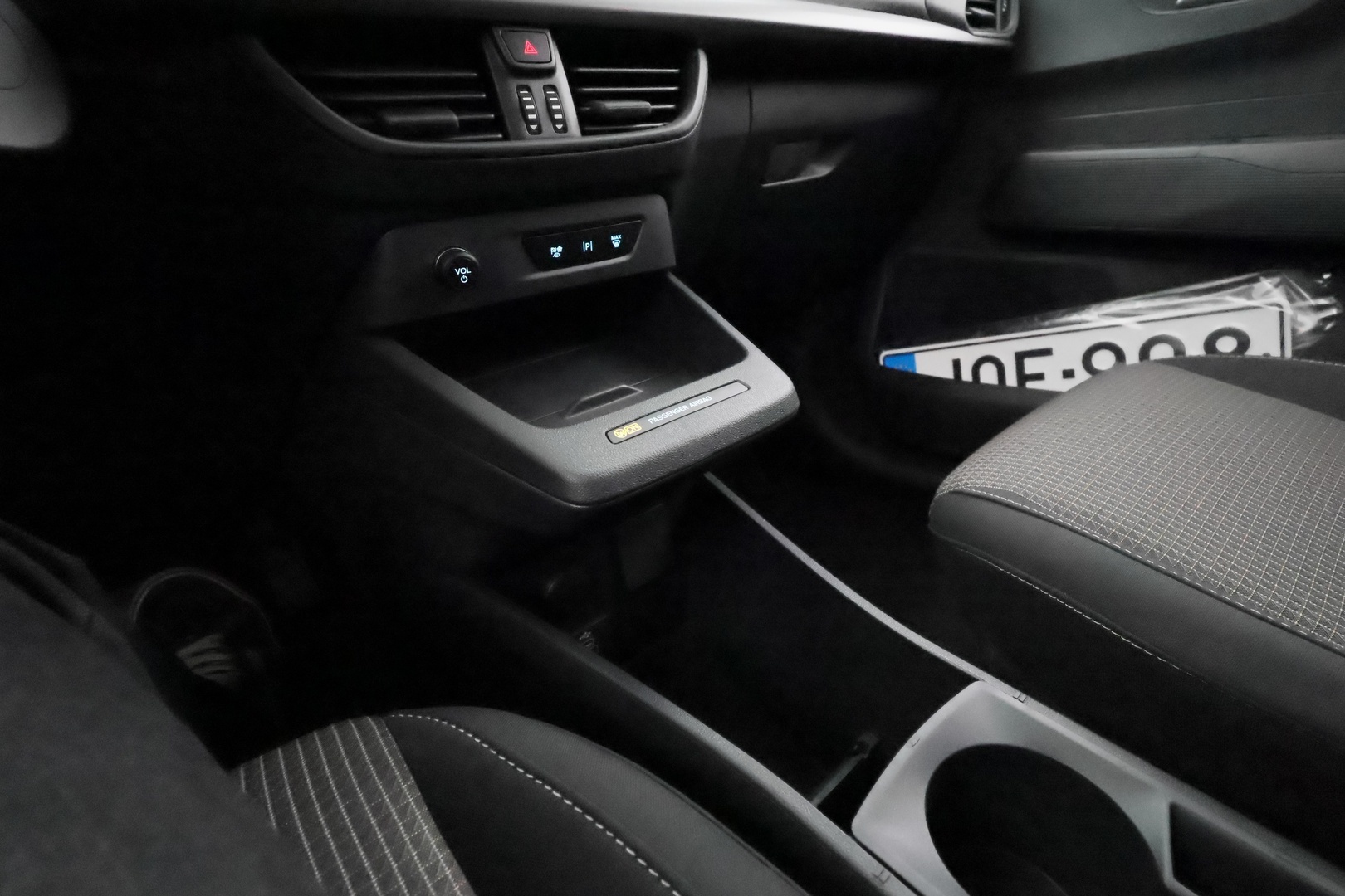 FORD Tourneo Courier 2025