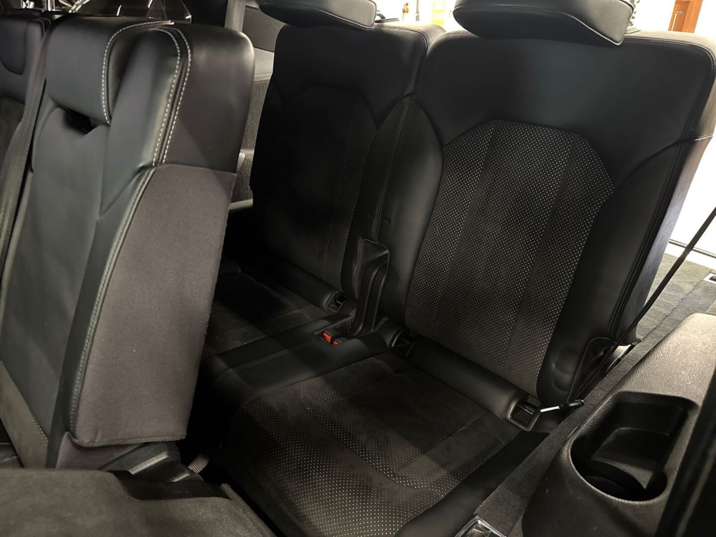 AUDI Q7 2015