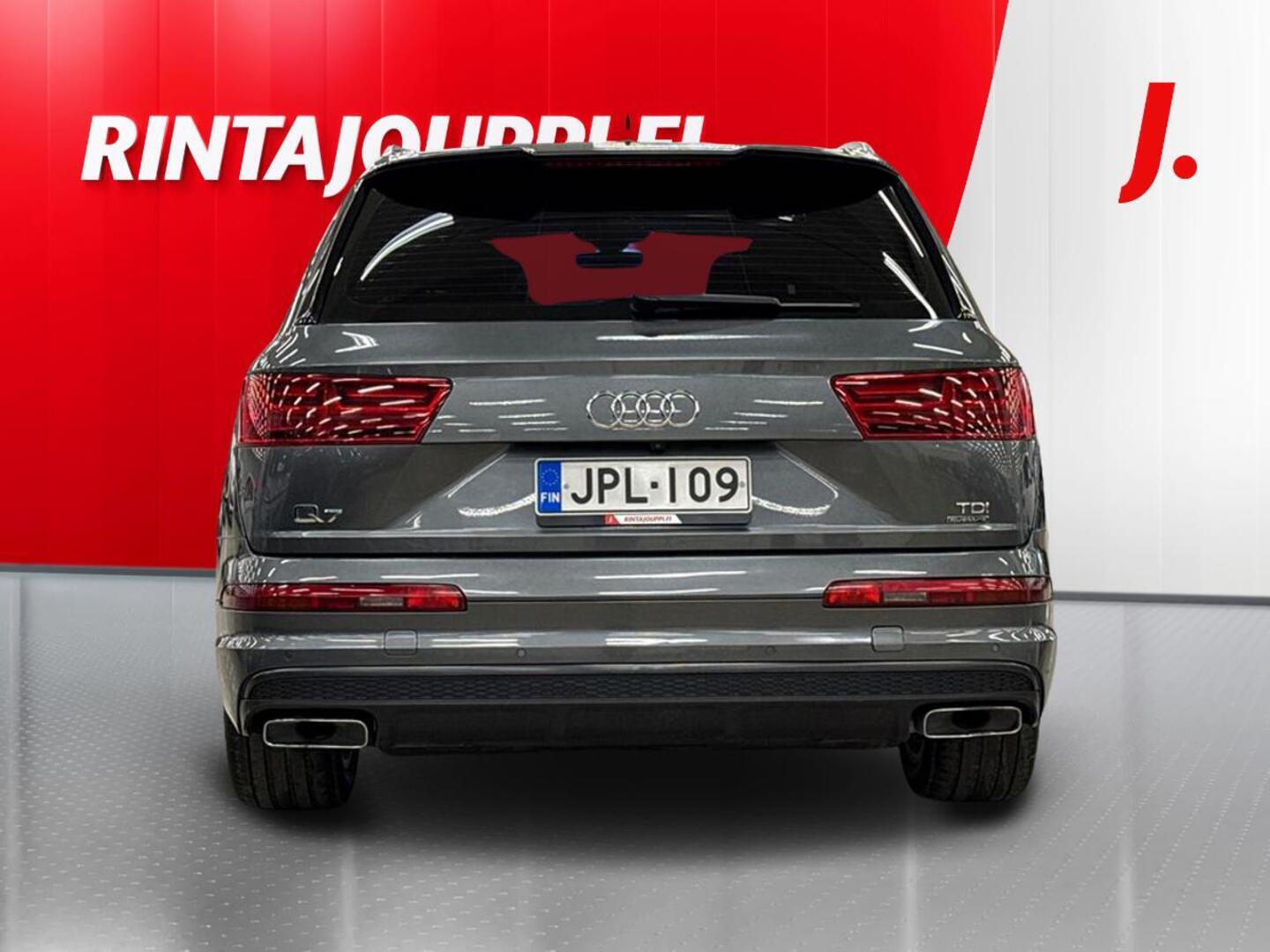 AUDI Q7 2015