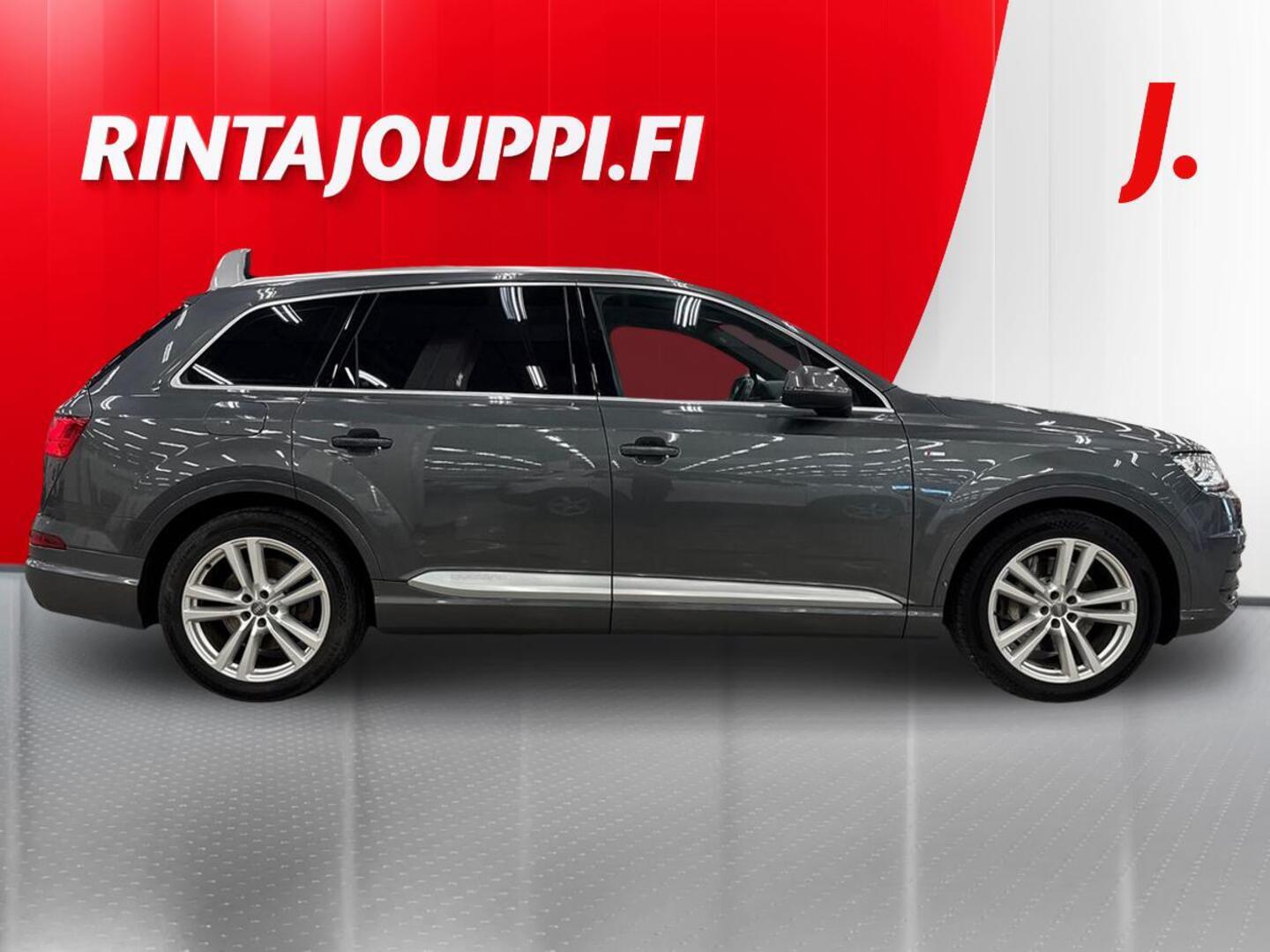 AUDI Q7 2015