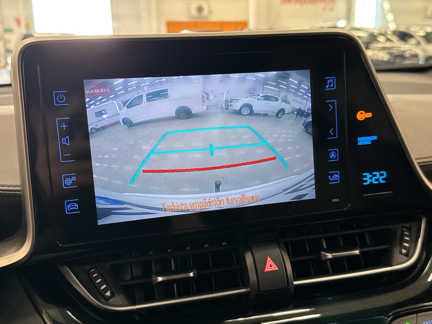 TOYOTA C-HR 2017