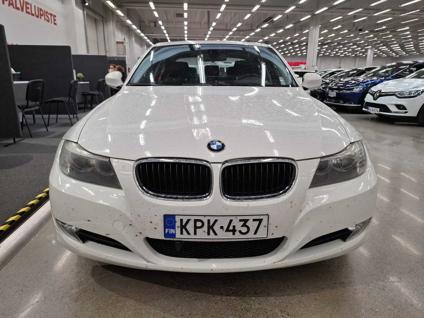 BMW 323 2009