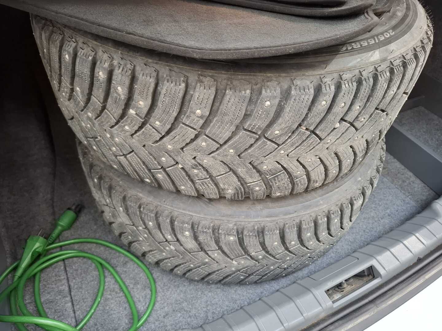 BMW 323 2009