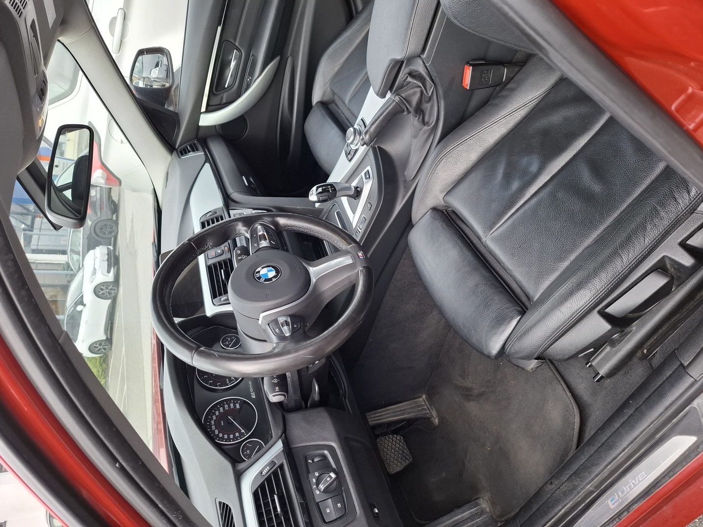 BMW 330 2017