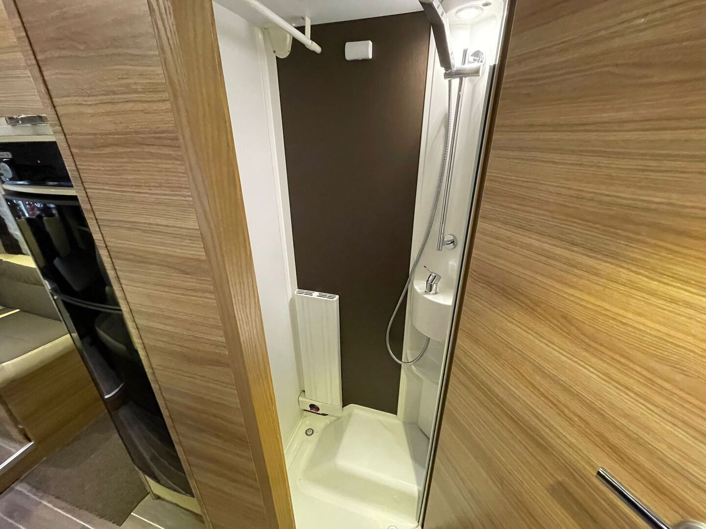 ADRIA Matrix Supreme 687 SBC 2017