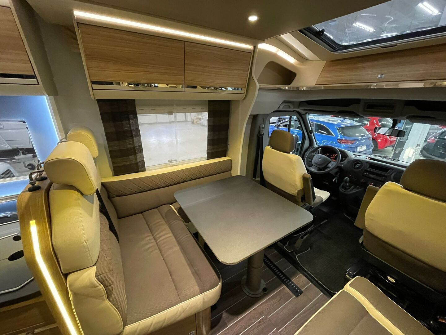 ADRIA Matrix Supreme 687 SBC 2017