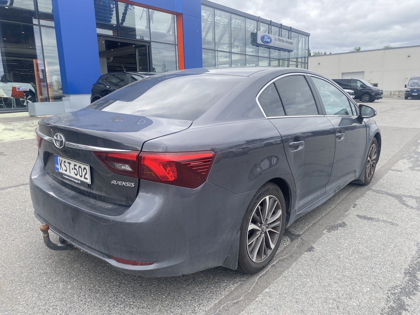 TOYOTA Avensis 2017