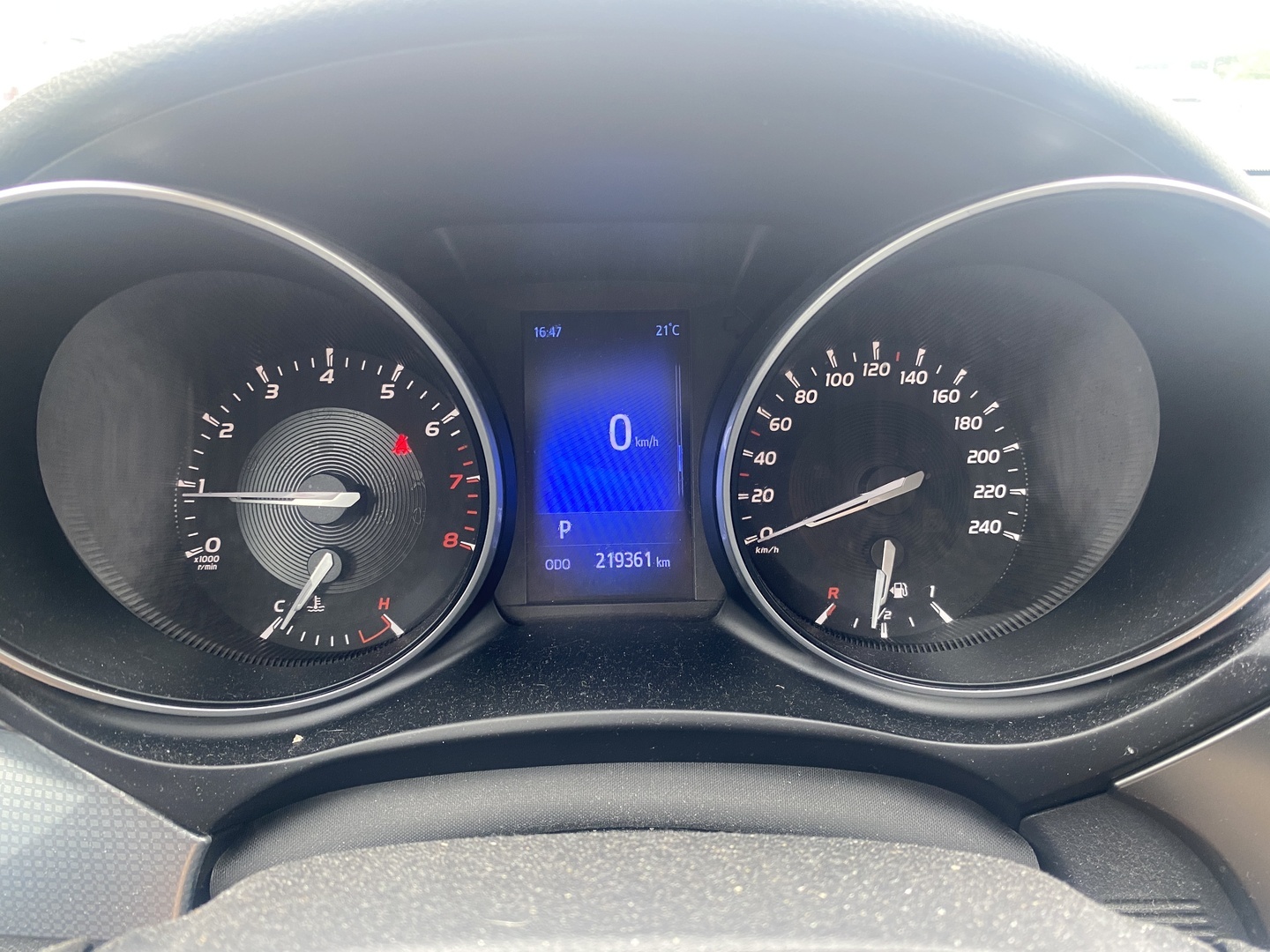 TOYOTA Avensis 2017