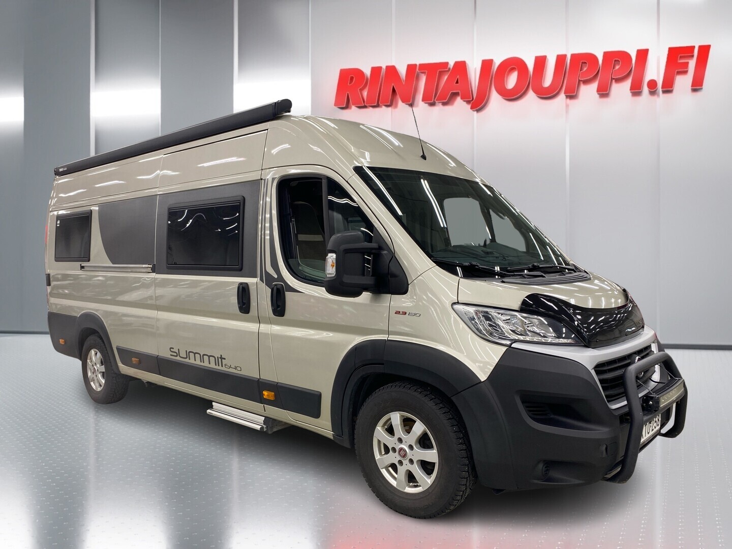 PÖSSL SUMMIT 640 2019