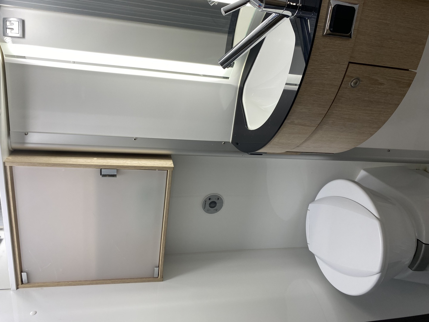 PÖSSL SUMMIT 640 2019