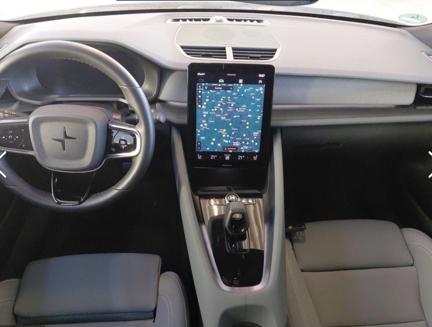 POLESTAR 2 2023