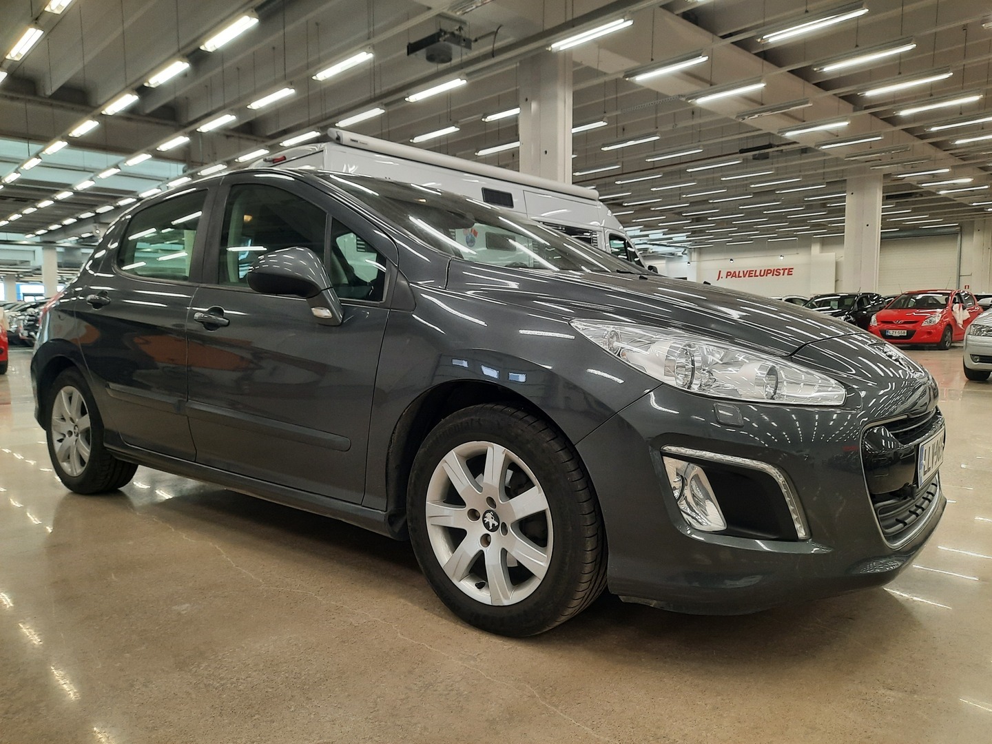 PEUGEOT 308 2013