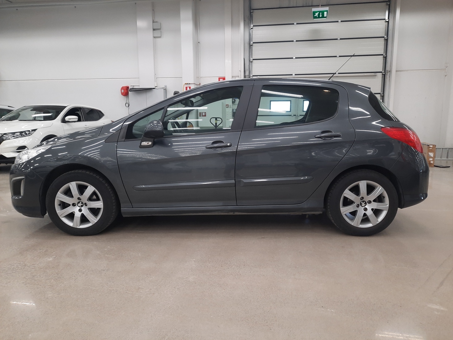 PEUGEOT 308 2013