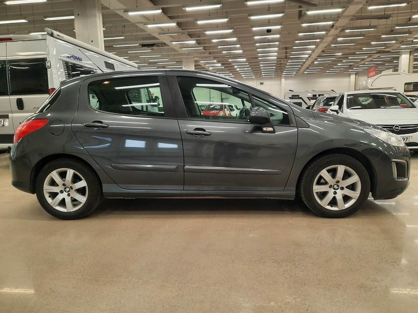 PEUGEOT 308 2013