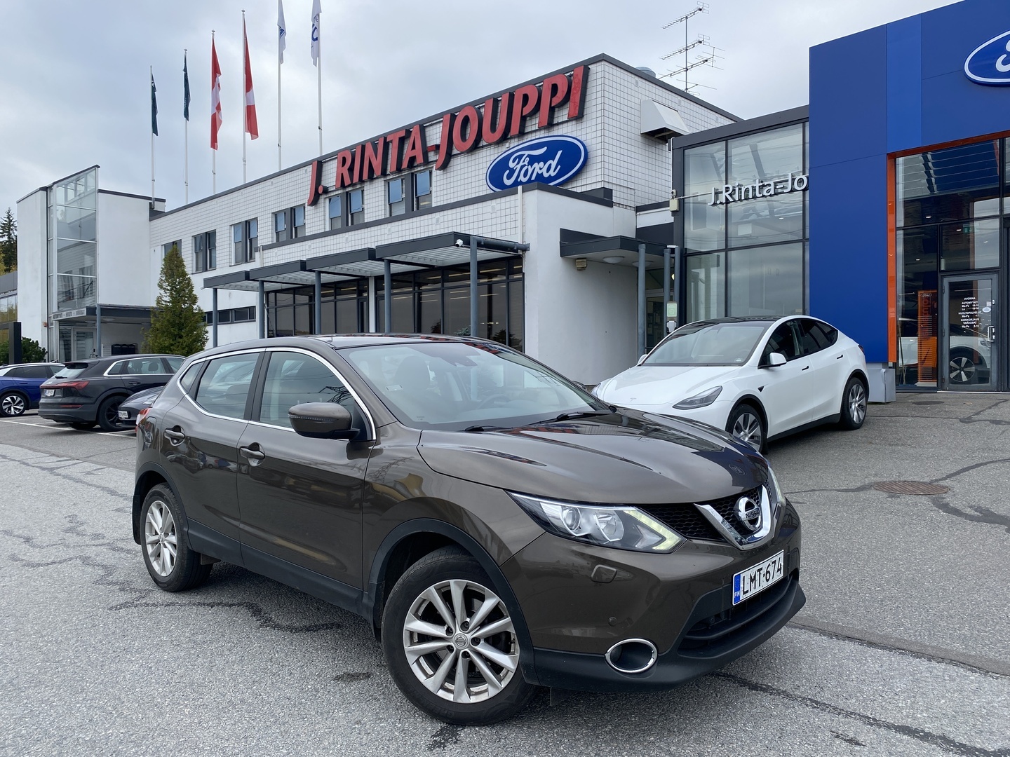 NISSAN Qashqai 2015