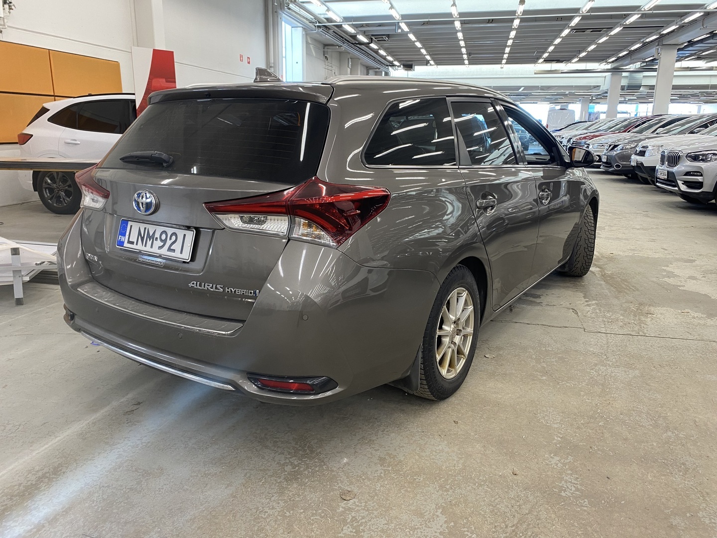 TOYOTA Auris 2016
