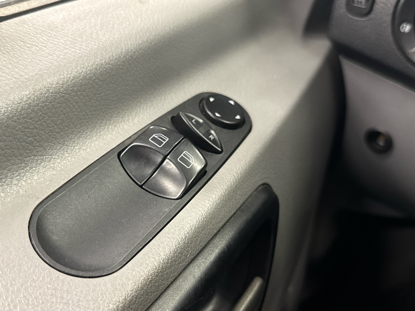 MERCEDES-BENZ Sprinter 2017