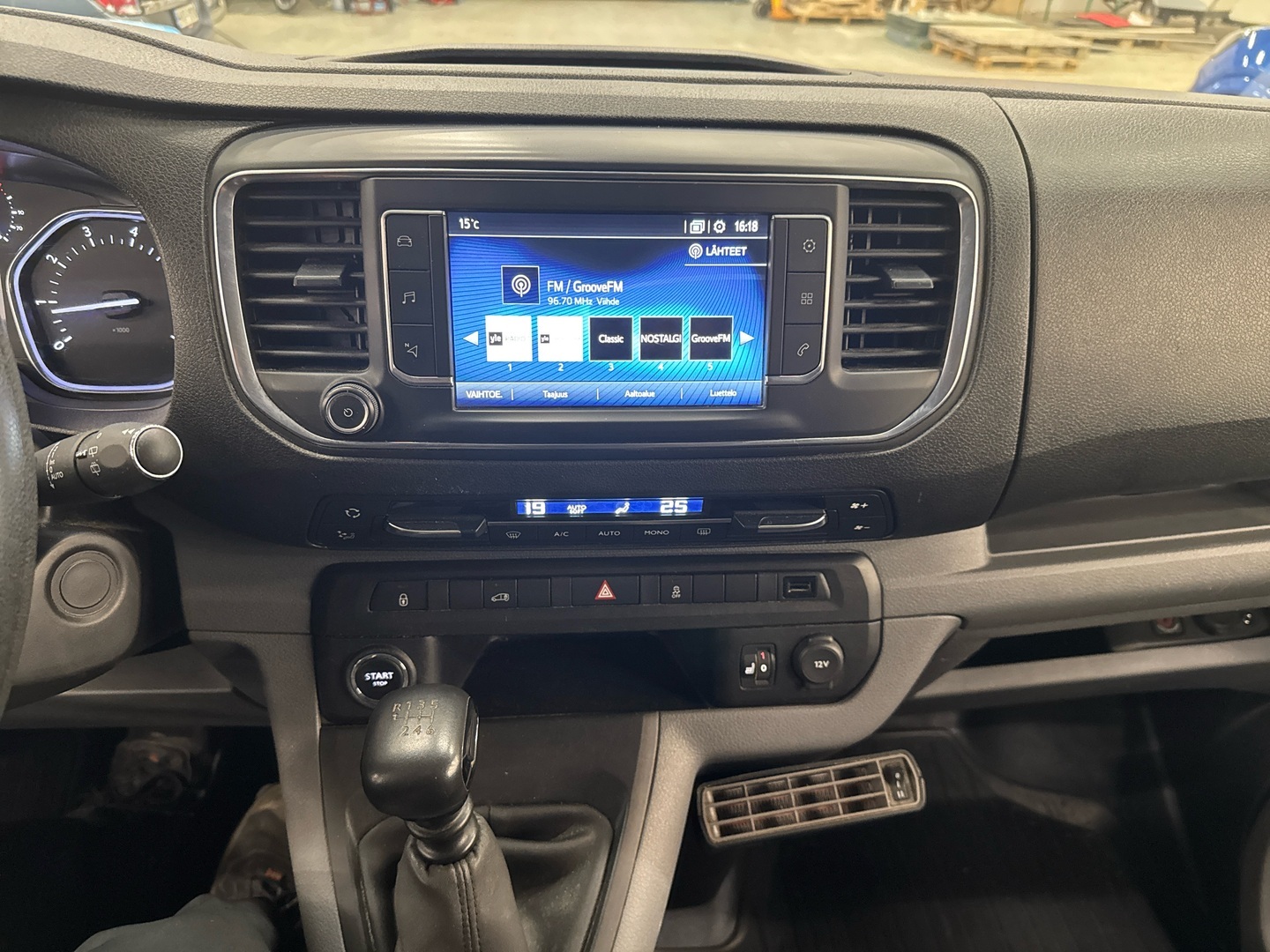 TOYOTA Proace 2017