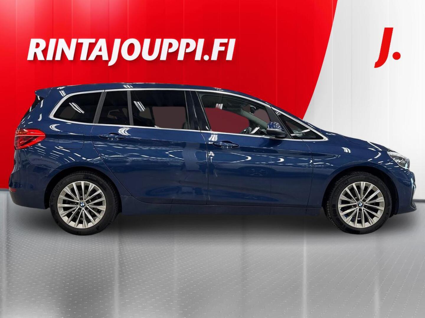 BMW 218 2022