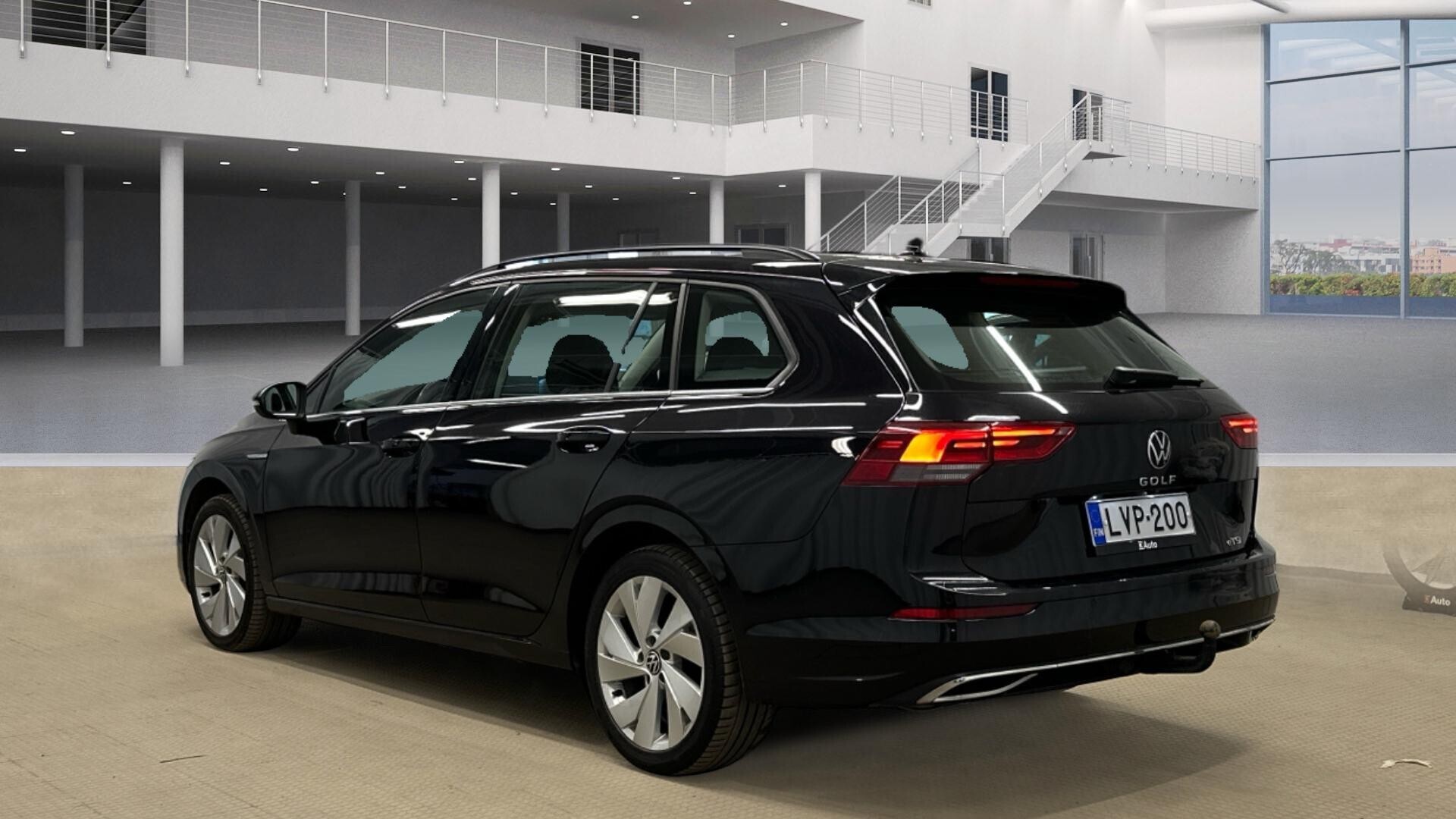 VOLKSWAGEN Golf 2024