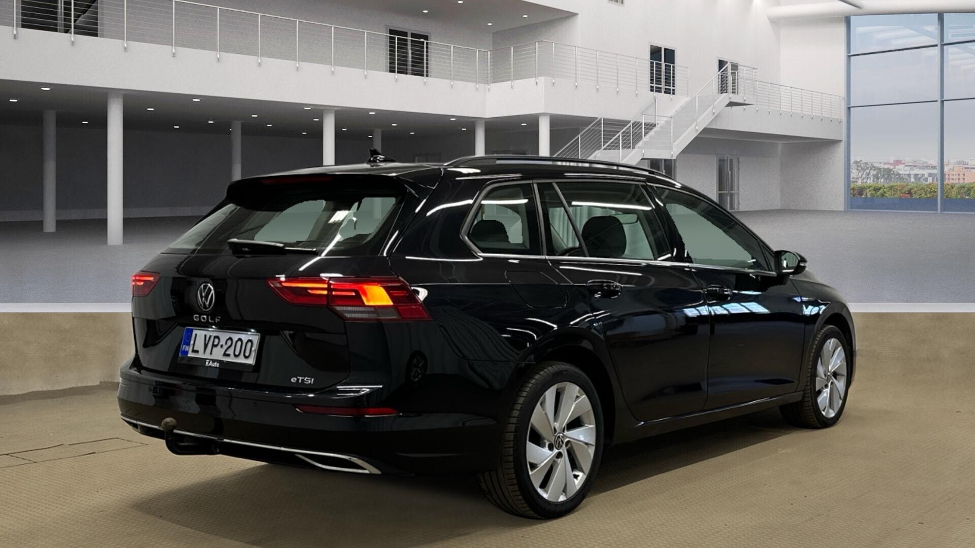 VOLKSWAGEN Golf 2024