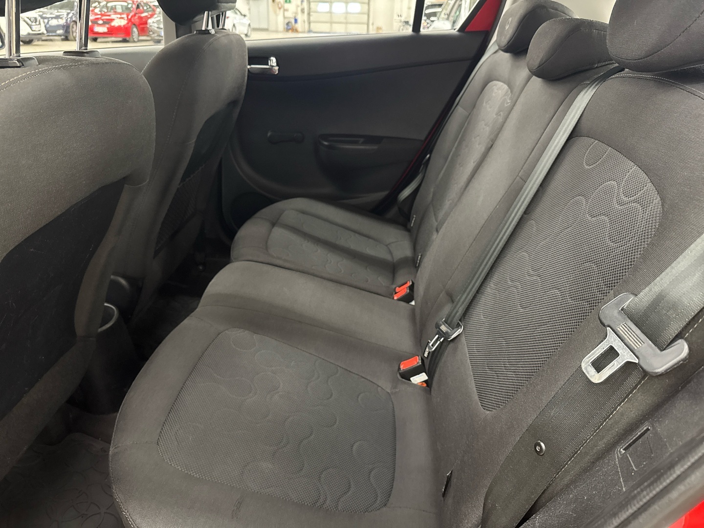 HYUNDAI i20 2012