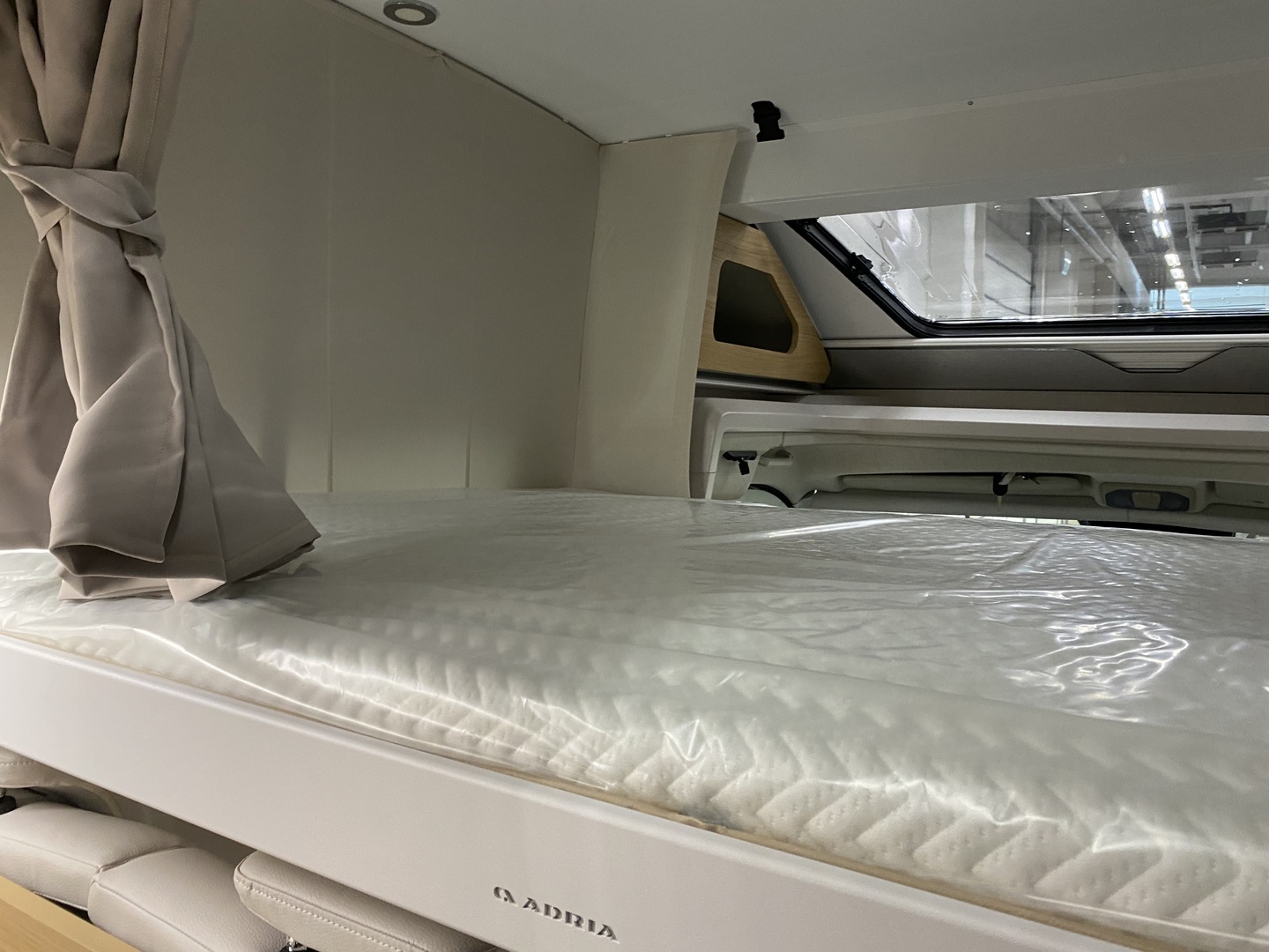 ADRIA MATRIX 670 SL 60 YEARS SELECTION 2026