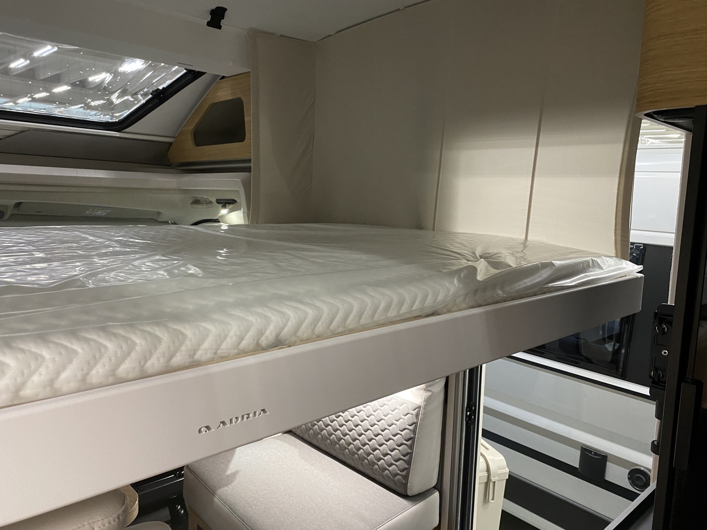 ADRIA MATRIX 670 SL 60 YEARS SELECTION 2026